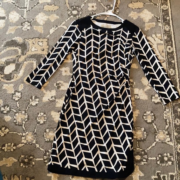 {Donna Morgan} Print Zip Detail Jersey Shift Dress - Picture 3 of 6
